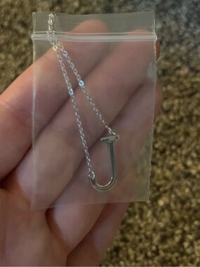 S925 J Pendant Necklace